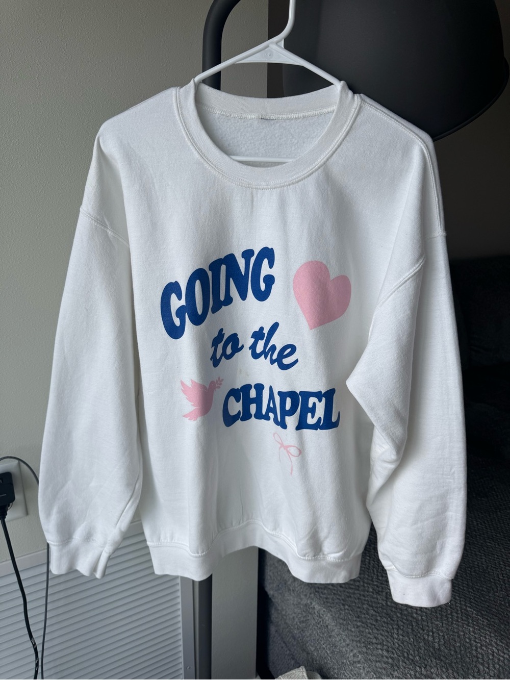 White 'Going to the Chapel' Graphic Sweatshirt - Pink & Blue